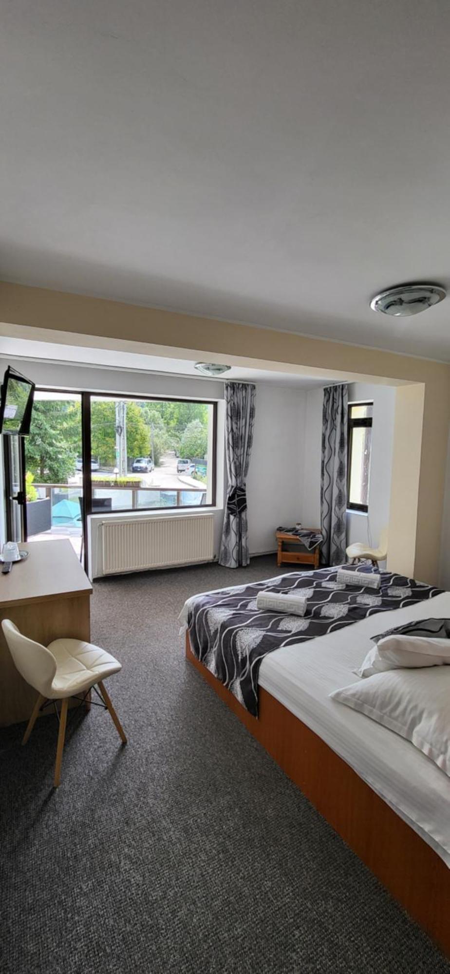 M7 Villa Bed& Bistro Timisu de Jos Eksteriør bilde